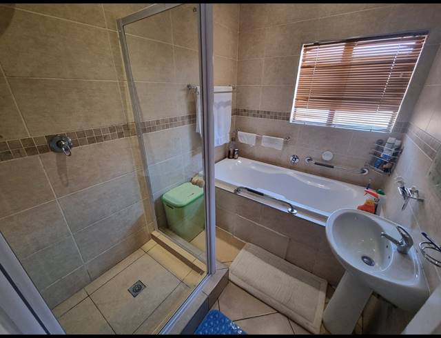 2 BEDROOM TOWNHOUSE FOR SALE IN LIEFDE EN VREDE